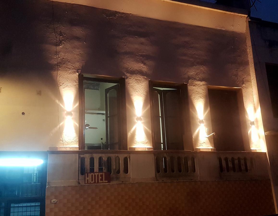 بوينس آيرس Hotel Varela المظهر الخارجي الصورة